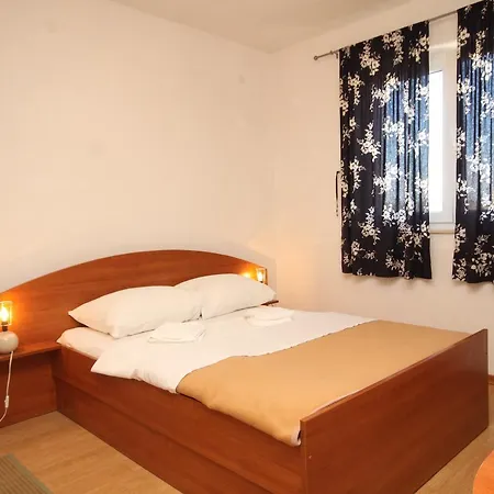 Апартаменты Studio Banj 8206a Dobropoljana